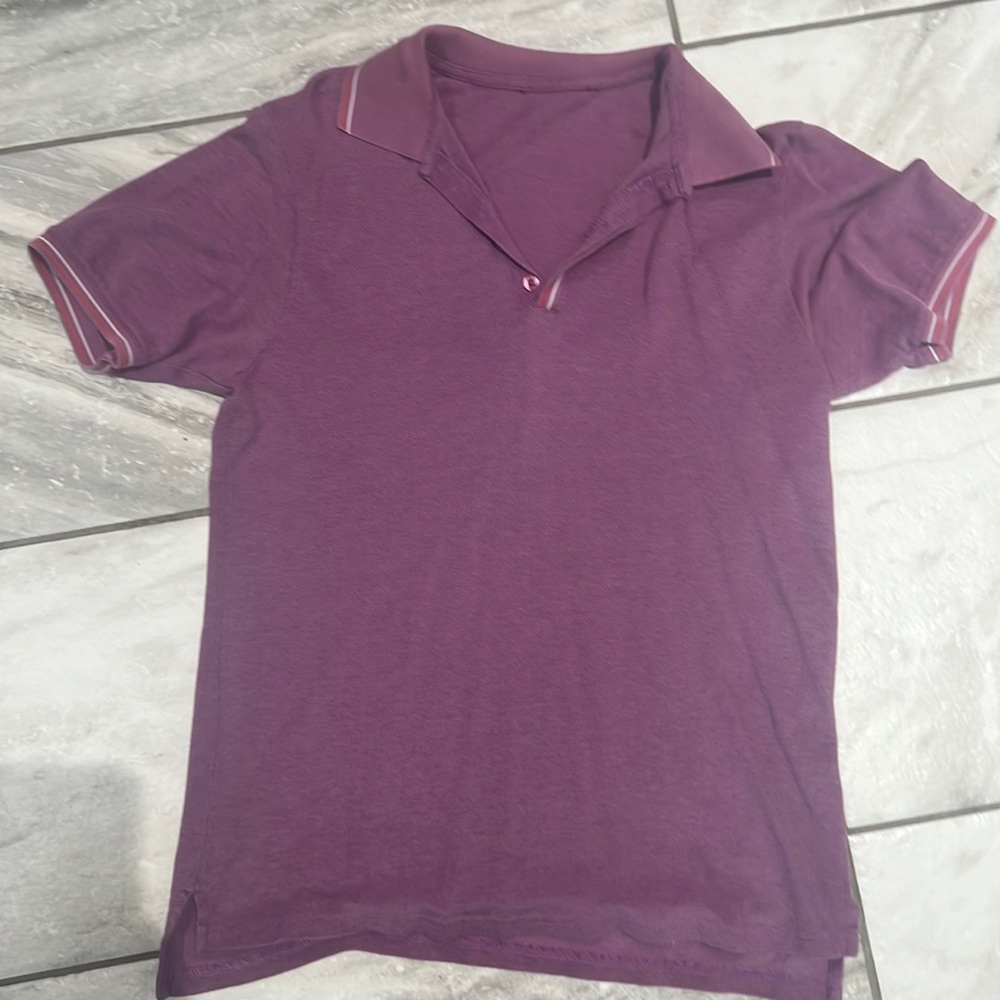 Vintage men’s polo with stripe detail